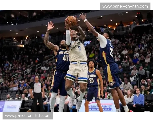 雄鹿141-137加时险胜鹈鹕,罗林斯27分带队,墨菲三世三分19中12砍44分 雄鹿141-137加时险胜鹈鹕,罗林斯27分带队,墨菲三世三分19中12砍44分